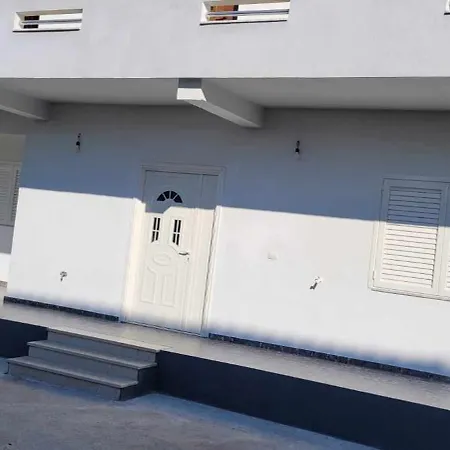 Apartment Bali Durres